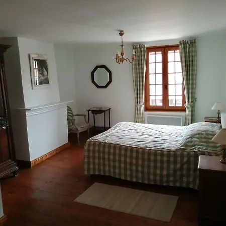 Aux Trois Damoiselles 3* Beuvron-en-Auge