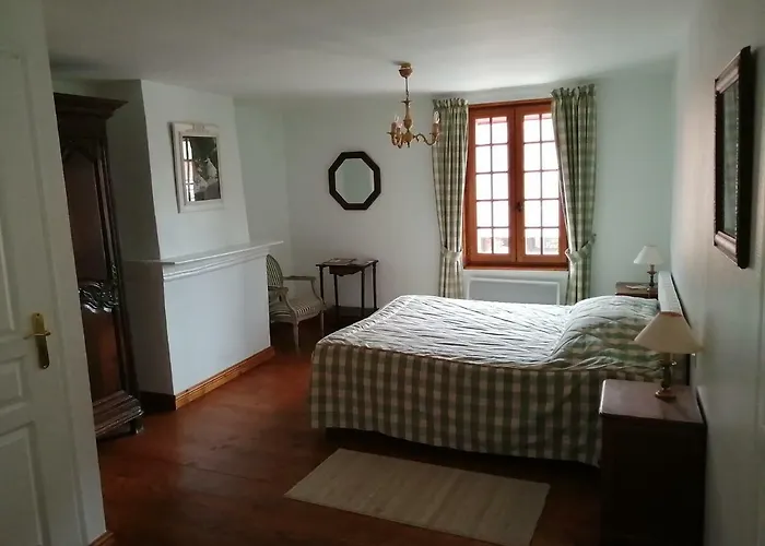 Aux Trois Damoiselles 3* Beuvron-en-Auge